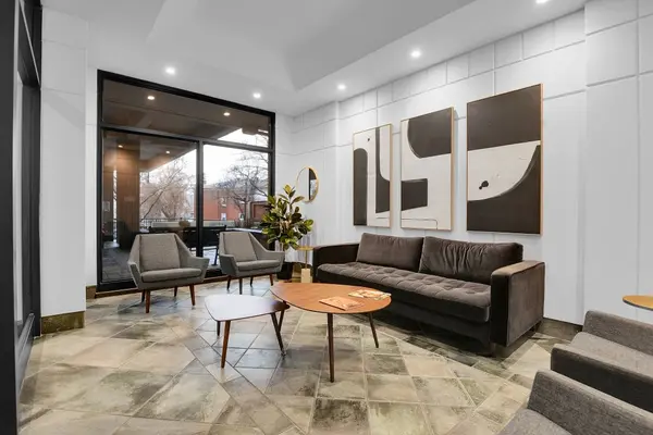 Vanier And Kingsview Park, ON K1L 8K4,40 Landry ST #714