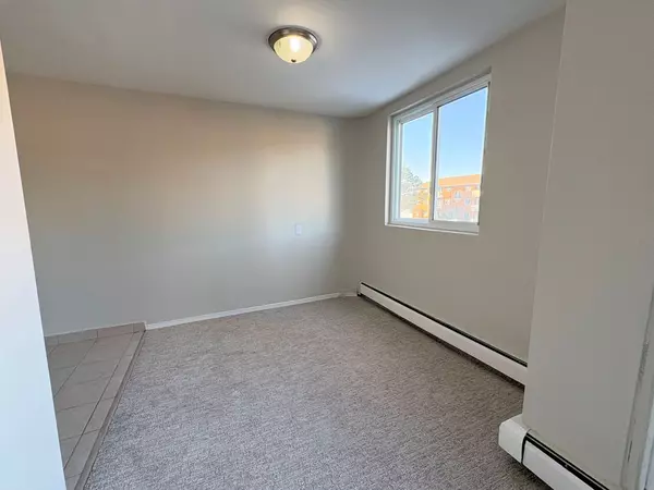 Chatham-kent, ON N7L 1E2,79 Baldoon RD #6