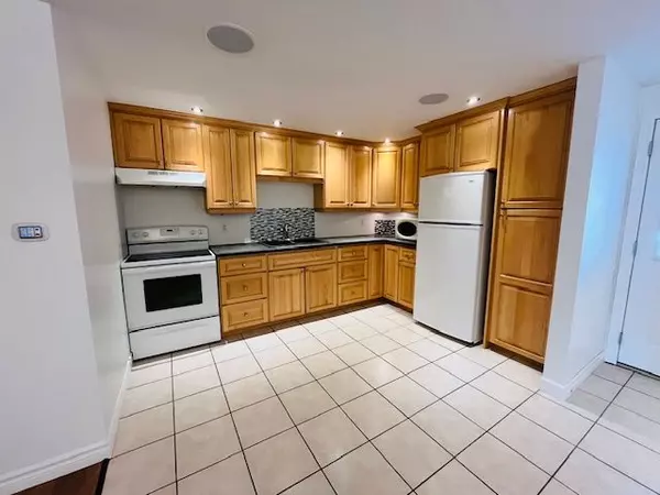 South Bruce, ON N0G 2J0,82/84 Elora ST