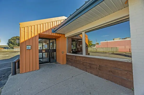 St. Thomas, ON N5P 1E9,985 Talbot ST