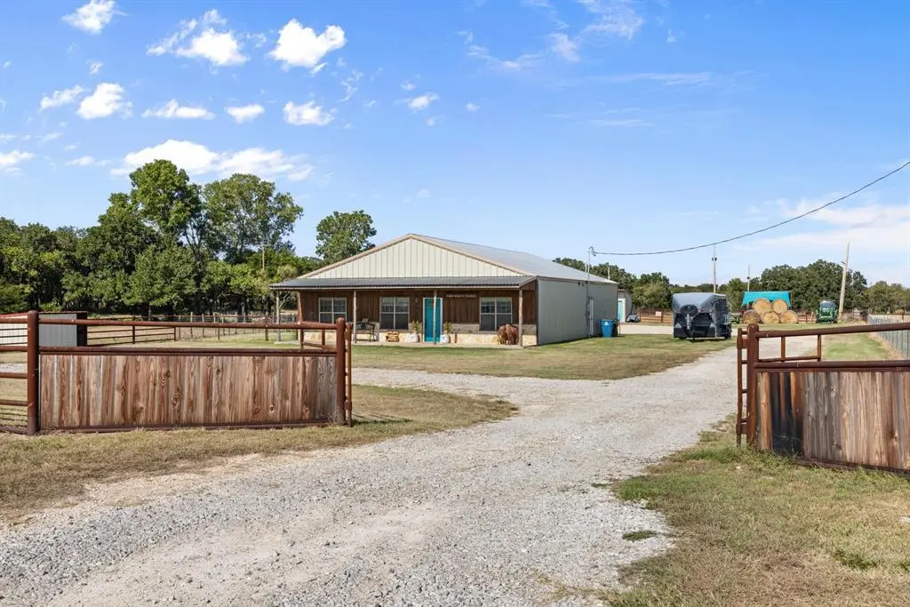 Huckabay, TX 76401,2380 County Road 422