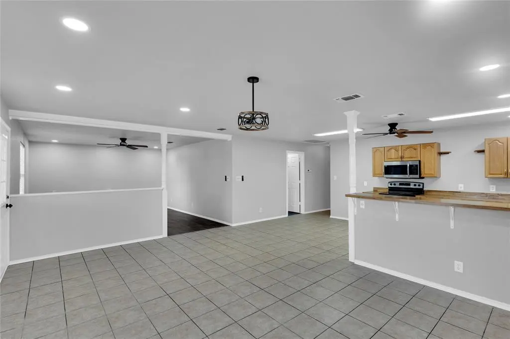 Bynum, TX 76631,104 College Street