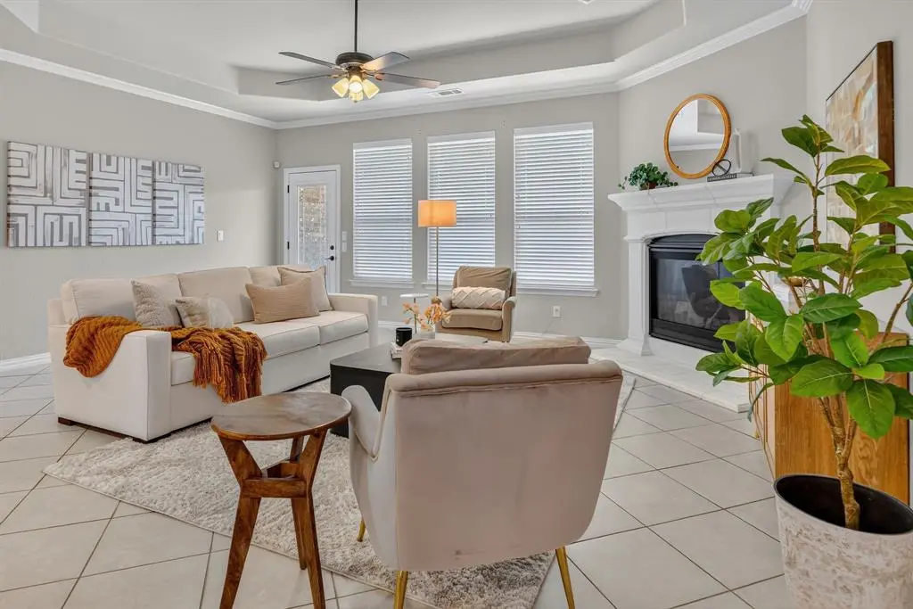 Fort Worth, TX 76179,5929 Scottsdale Lane