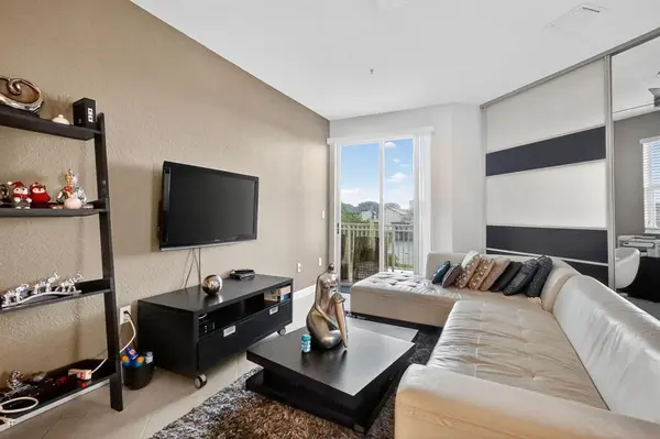 Miami, FL 33172,10012 NW 7th Street #213