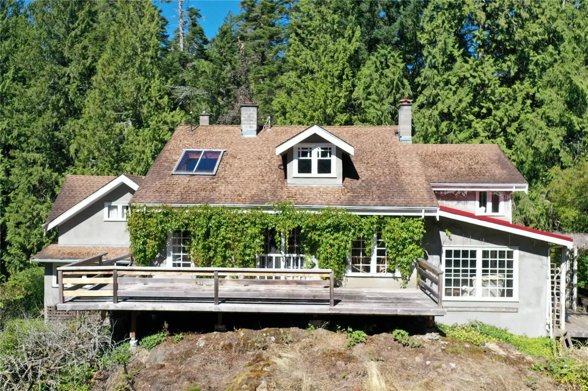 Lasqueti Island, BC V0R 2J0,1 Morewater Rd