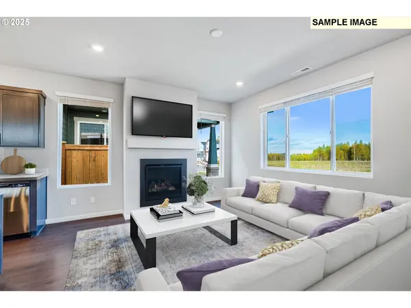 Hillsboro, OR 97123,8473 SE Apricot LN