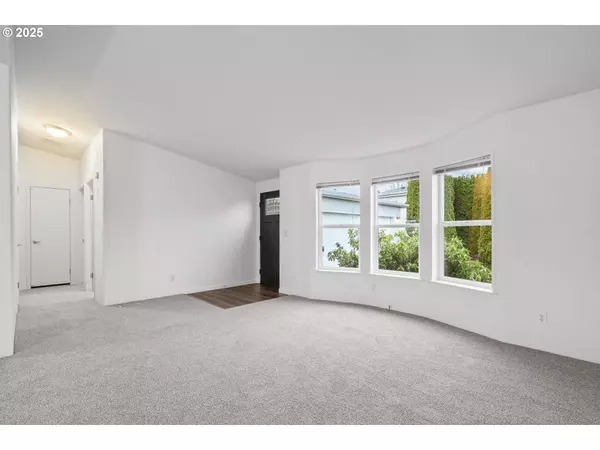 Salem, OR 97304,3415 LAKE VANESSA CIR NW