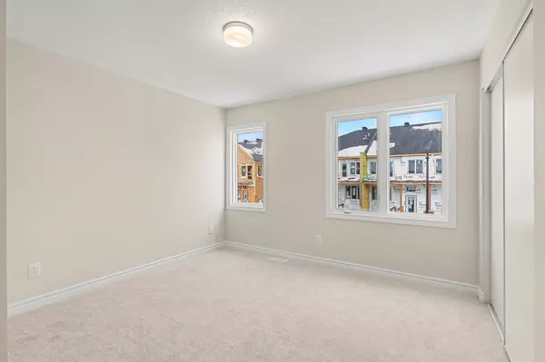 Orleans - Cumberland And Area, ON K4A 5T5,414 Broadcast AVE