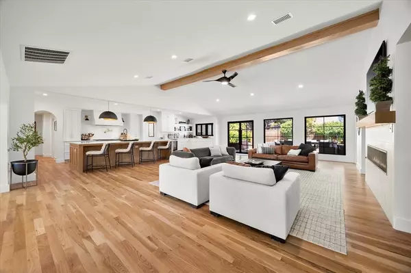 Dallas, TX 75244,4391 Shady Bend Drive