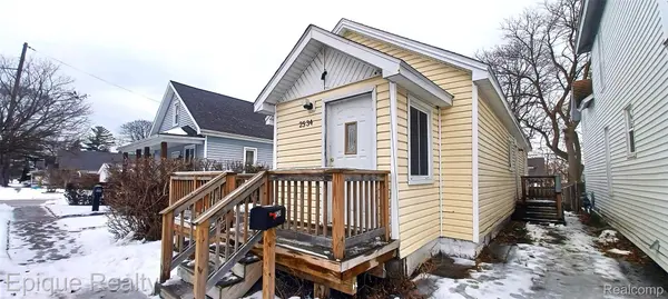 Port Huron, MI 48060,2534 Forest ST