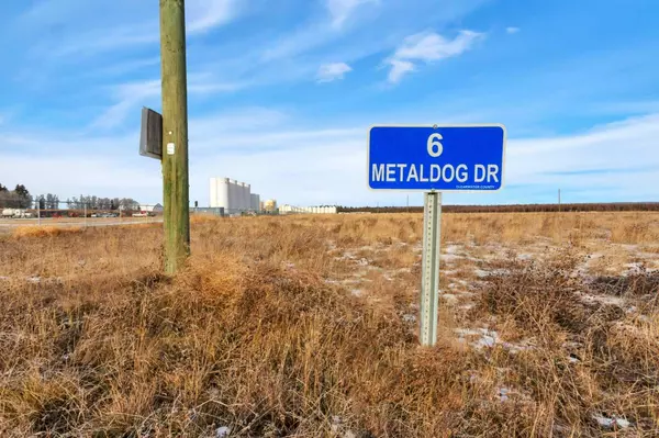 6 METALDOG DR, Rural Clearwater County, AB T4T 2A2