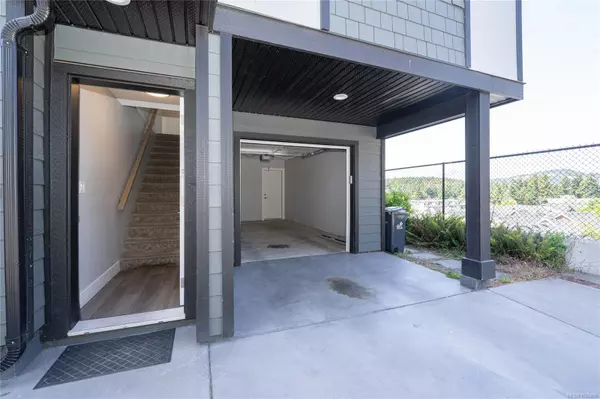 Langford, BC V9C 2Y4,900 Turnstone Ridge