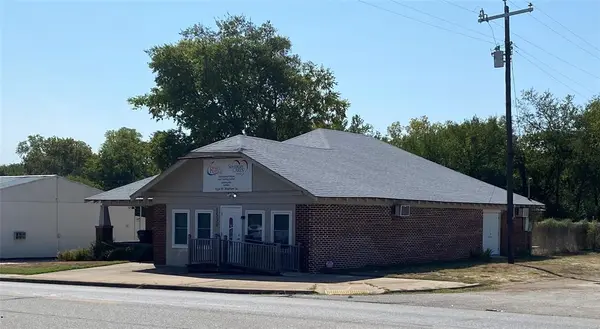 Denison, TX 75020,1530 W Morton Street