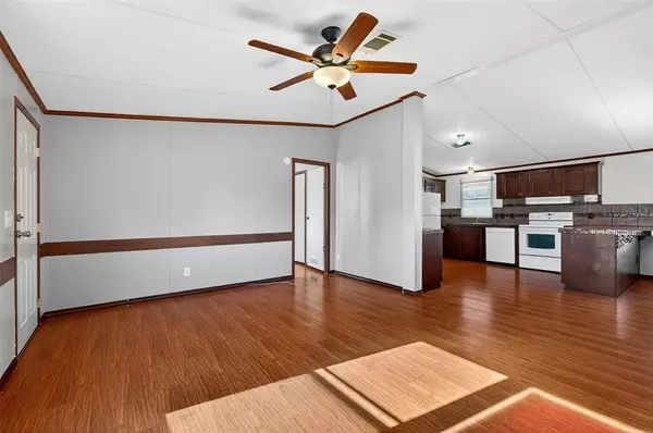 Gainesville, TX 76240,315 Glenwood Street