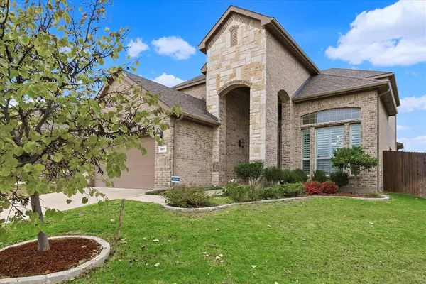 5805 Canyon Oaks Lane, Fort Worth, TX 76137