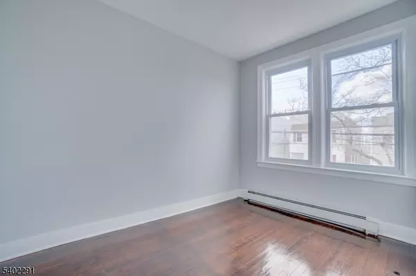 Jersey City, NJ 07307,678 Liberty Ave #2