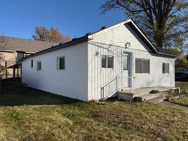 Aylmer, ON N5H 1M3,279 Sydenham ST E