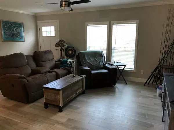 Okeechobee, FL 34972,19418 NW 246th St