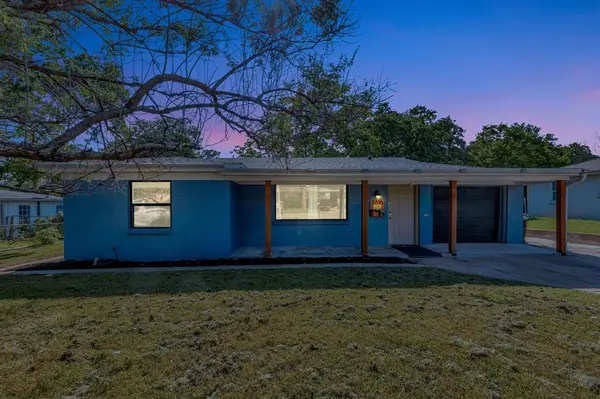 Lake Worth, TX 76135,3705 Delaware Trail