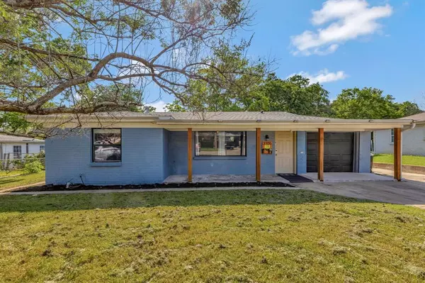 Lake Worth, TX 76135,3705 Delaware Trail