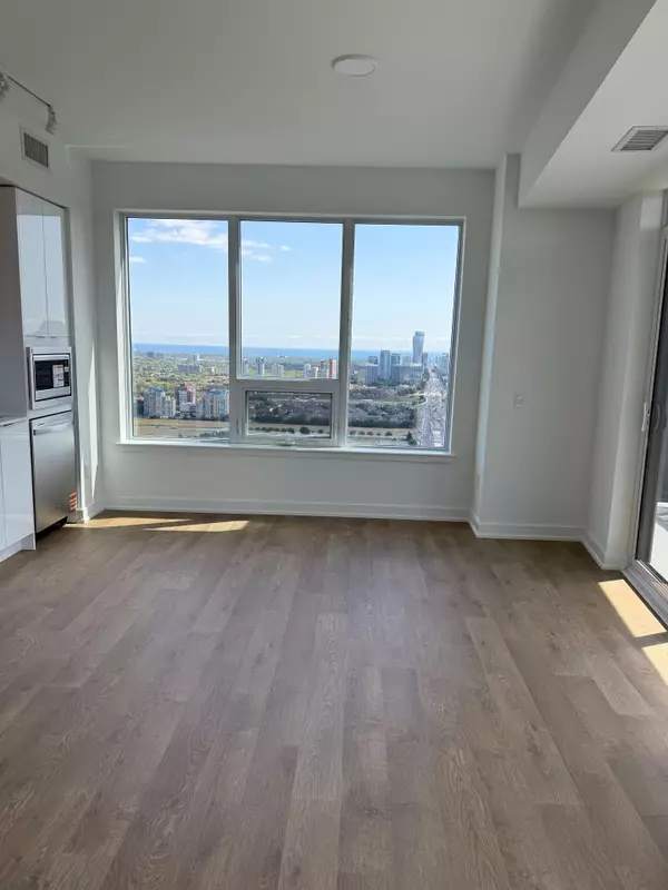 Mississauga, ON L4Z 0C9,5105 Hurontario ST #3205