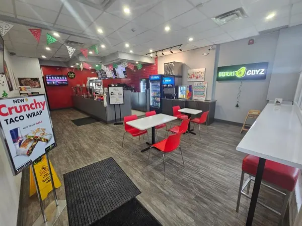 Niagara Falls, ON L2H 1H3,8209 Lundys LN E