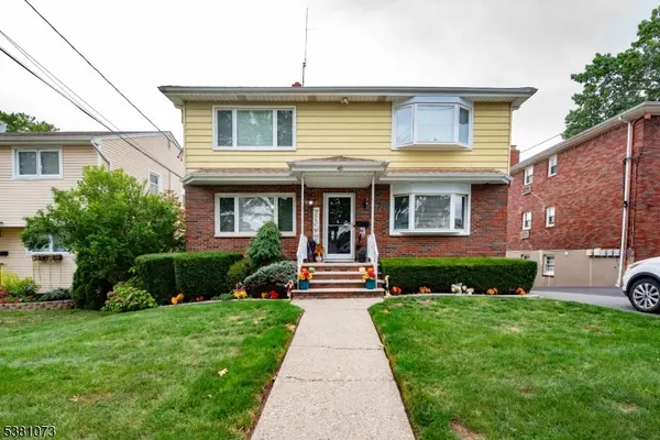 40 Scoles Ave,  Clifton City,  NJ 07012