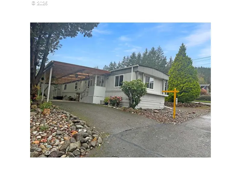 98825 PLEASANT HILL DR #6, Brookings, OR 97415