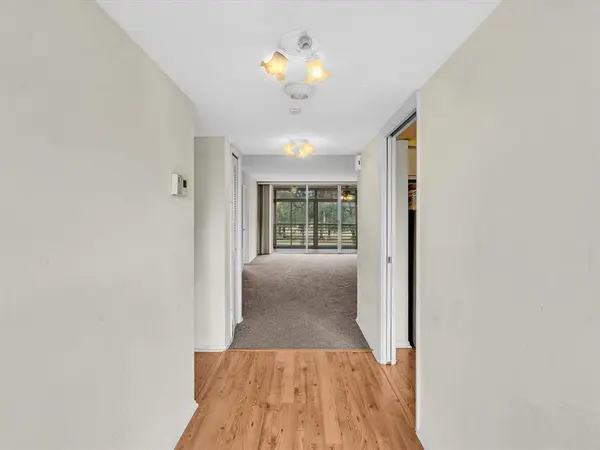 Pompano Beach, FL 33069,625 S Oaks Dr #305