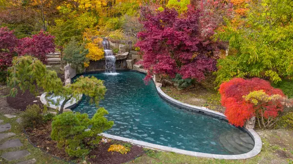 76 Quail Run BLVD, Vaughan, ON L6A 1E9