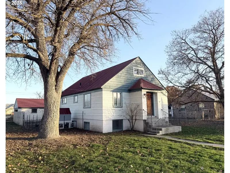 612 SW 3RD ST, Ontario, OR 97914