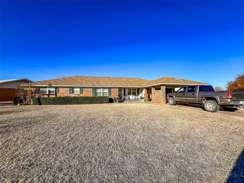 833 Smith Street, Aspermont, TX 79502