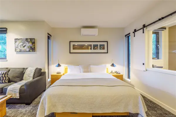 Ucluelet, BC V0R 3A0,596 Marine Dr #1202