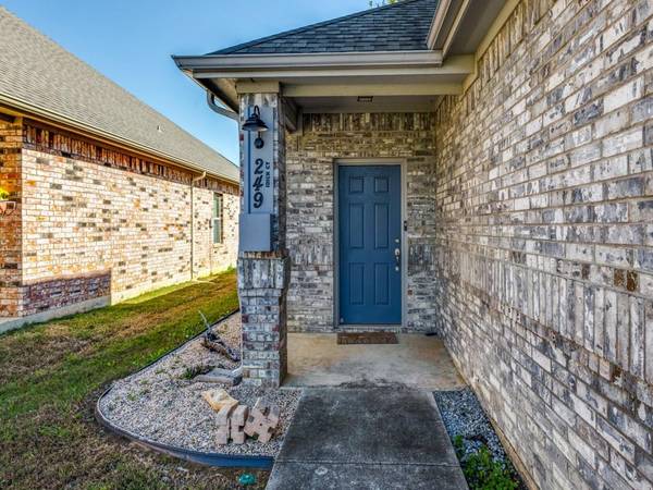 249 Irick Court #A,  Aubrey,  TX 76227