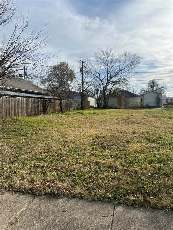 Fort Worth, TX 76104,1204 E Cannon Street