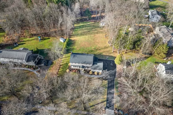 Mendham Boro, NJ 07945,18 Dean Rd