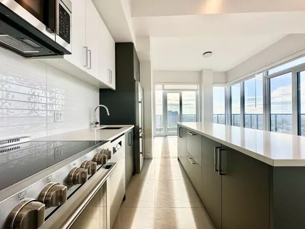 Toronto C04, ON M6B 2Y9,2525 Bathurst ST #1303