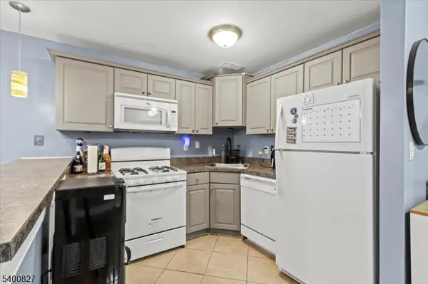 Elizabeth City, NJ 07202,816-826 W Grand St