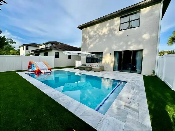 4915 Whispering Way, Fort Lauderdale, FL 33312