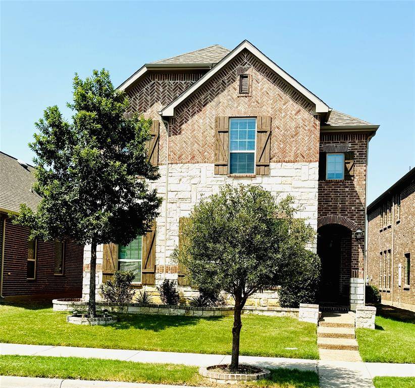 1013 Vineyard Drive, Euless, TX 76039