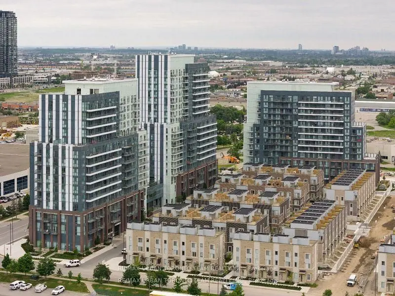 Vaughan, ON L4K 0N6,130 Honeycrisp CRES #324