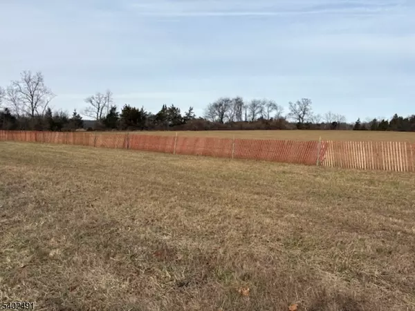 Readington Twp., NJ 08822,1072 Barley Sheaf Rd