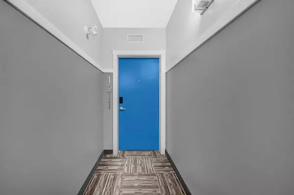 Calgary, AB T3M 3J3,19489 Main ST SE #1211