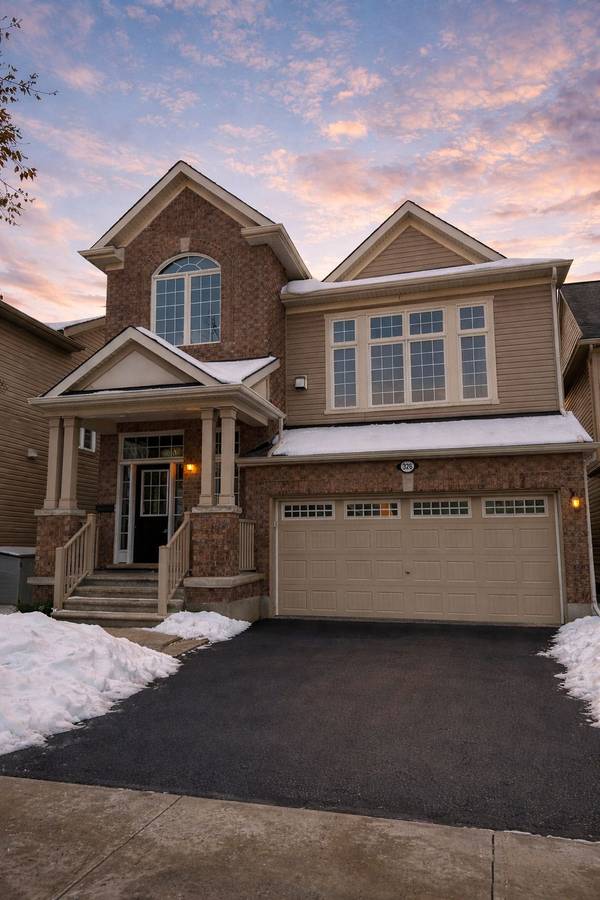 326 Gallantry WAY, Stittsville - Munster - Richmond, ON K2S 0P8