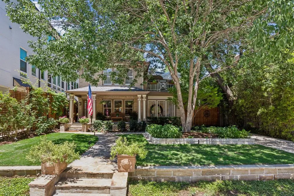 Dallas, TX 75214,6329 Richmond Avenue