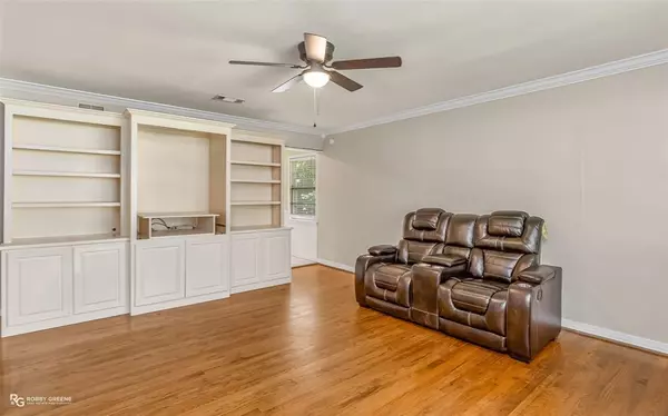 Minden, LA 71055,709 Drew Lane