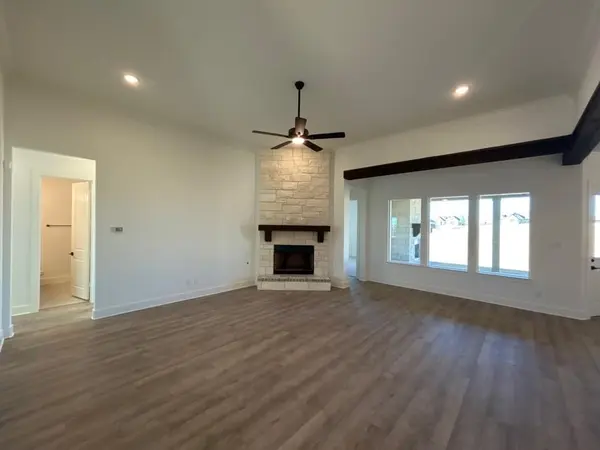 Van Alstyne, TX 75495,810 Valley Ridge Road