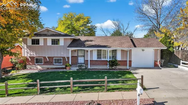 1430 De Reamer CIR, Colorado Springs, CO 80915