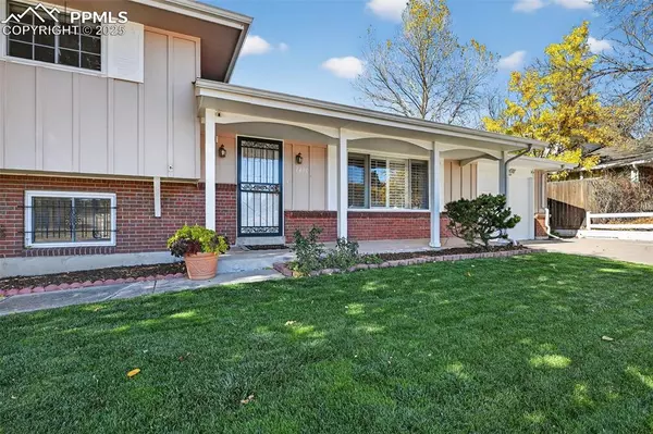 Colorado Springs, CO 80915,1430 De Reamer CIR