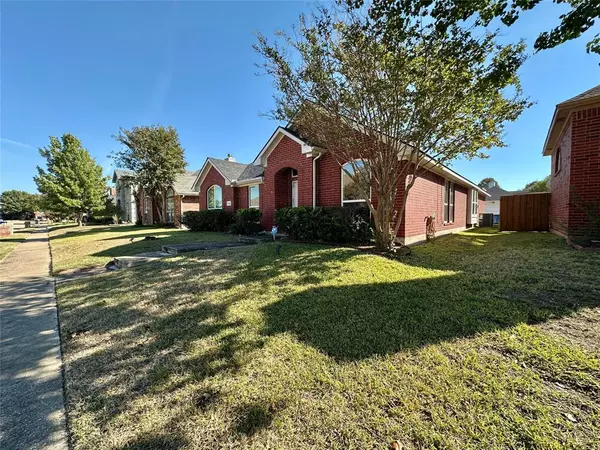 Rowlett, TX 75089,7122 Deerfield Drive